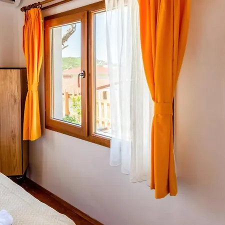 Kavurlukoz 3* Karaburun (Izmir)